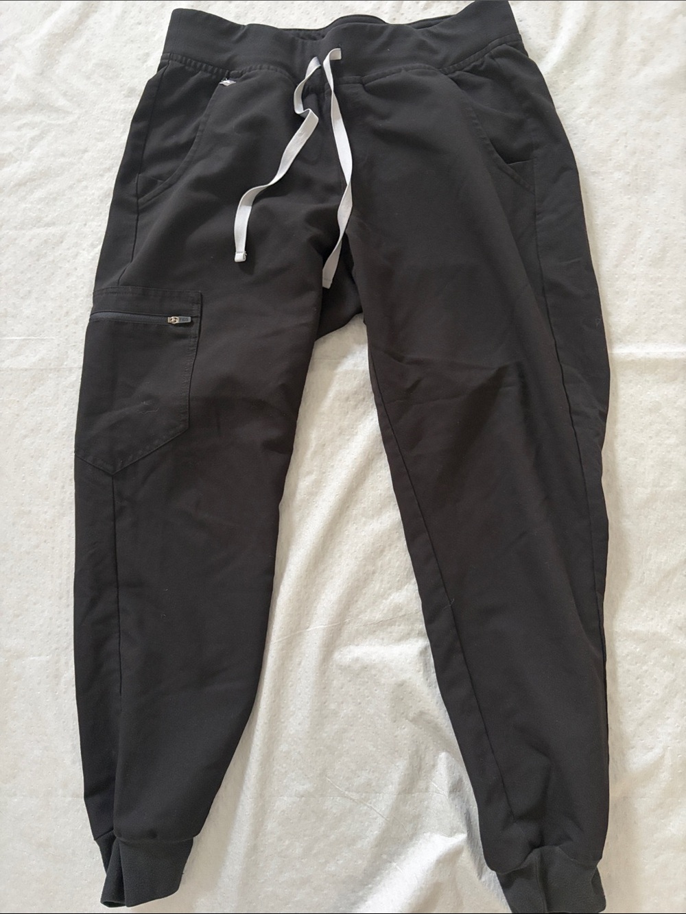 Figs Women Black Jogger Scrub Pants